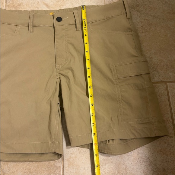 New Without Tags Women’s Carhartt Tan Straight Fit Cargo Shorts - Picture 9 of 9